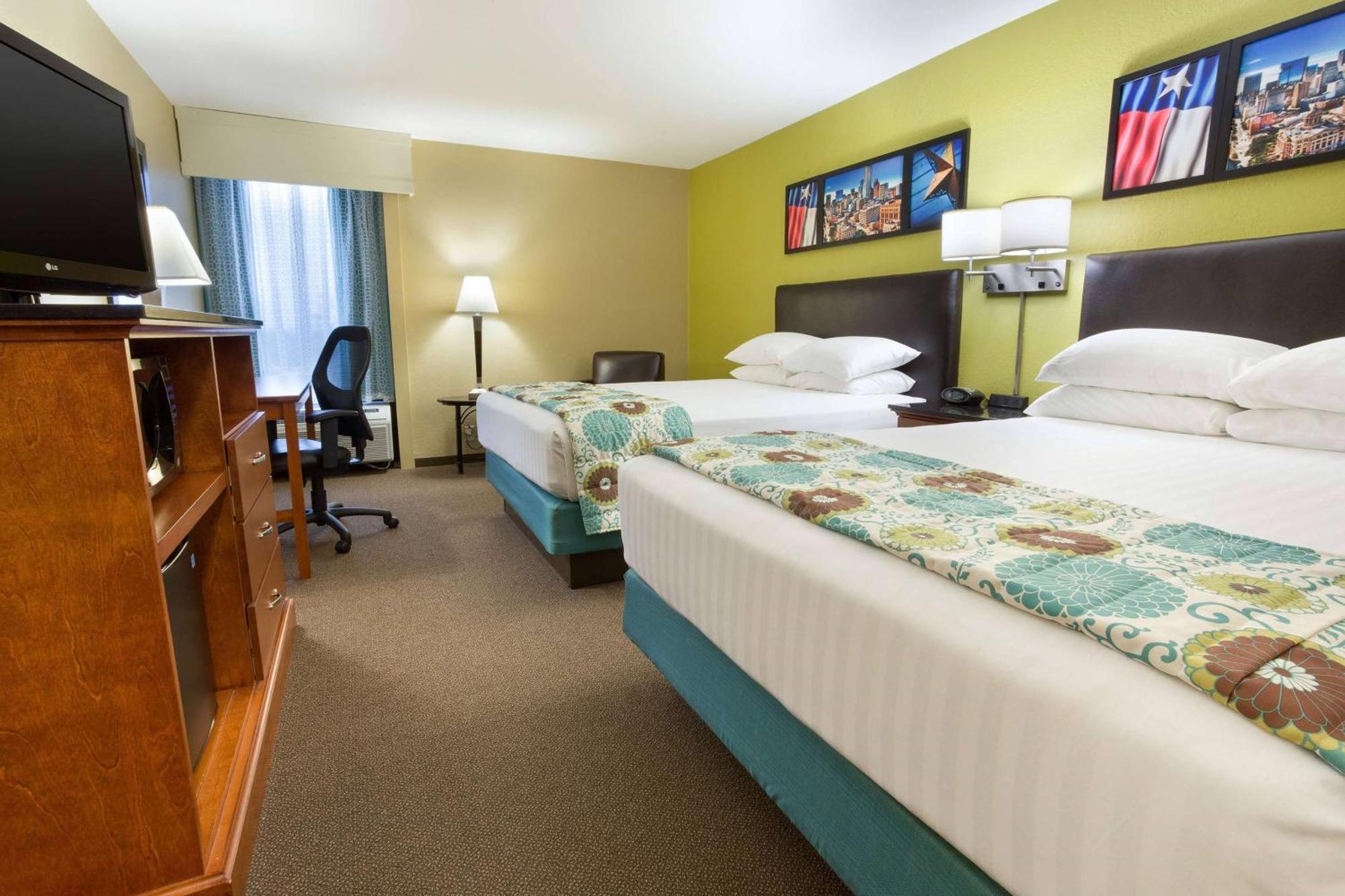 Heritage Inn & Suites The Woodlands, Trademark By Wyndham المظهر الخارجي الصورة